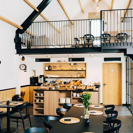 Factory Hotel Беверен Экстерьер фото