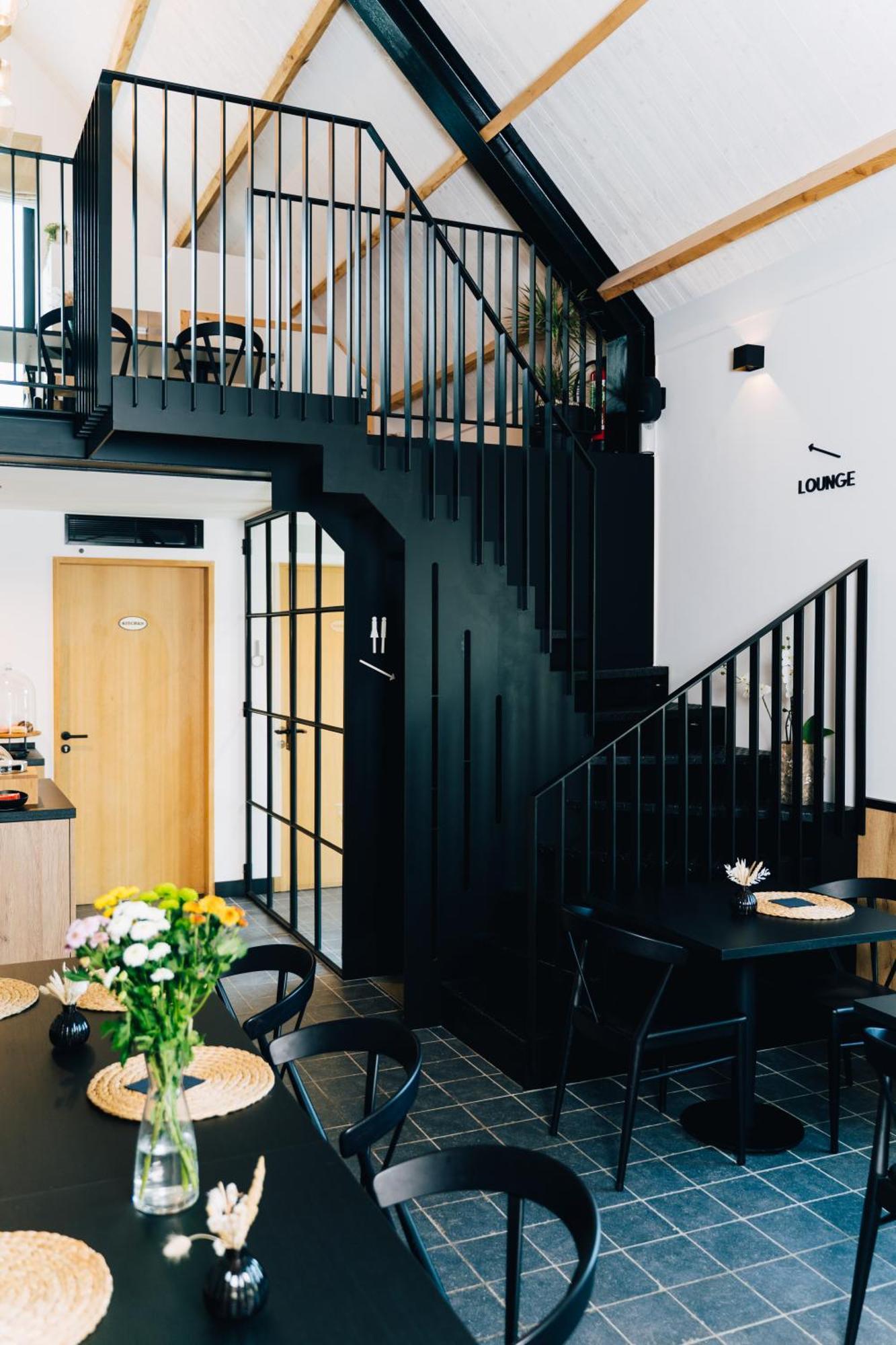 Factory Hotel Беверен Экстерьер фото